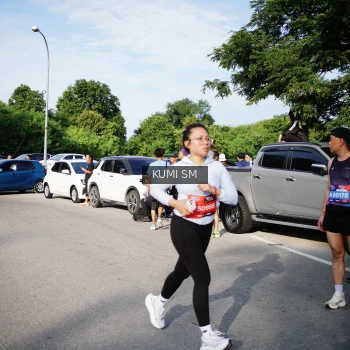Runner Photo 3735111