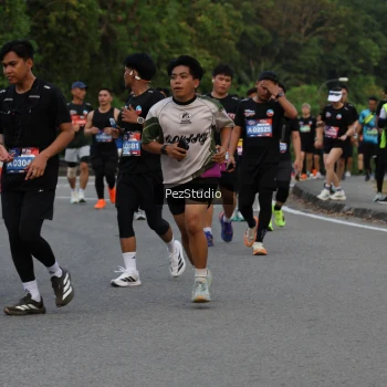 Runner Photo 3735195