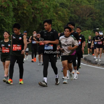 Runner Photo 3735197