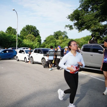 Runner Photo 3735215