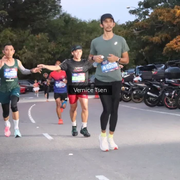 Runner Photo 3735296
