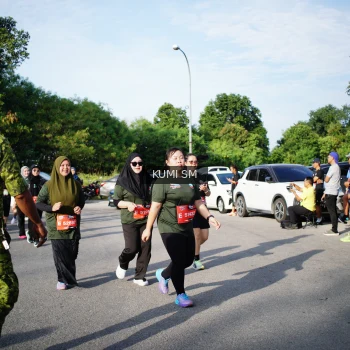 Runner Photo 3735305