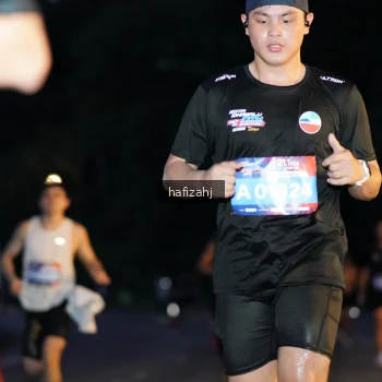 Runner Photo 3735312