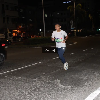 Runner Photo 3735320