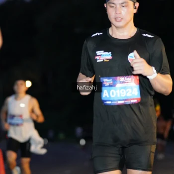 Runner Photo 3735335