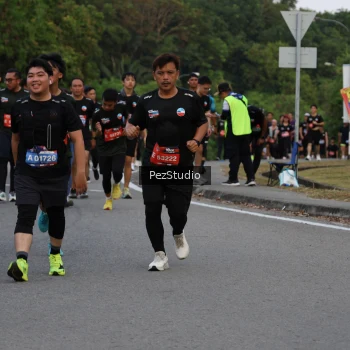 Runner Photo 3735336