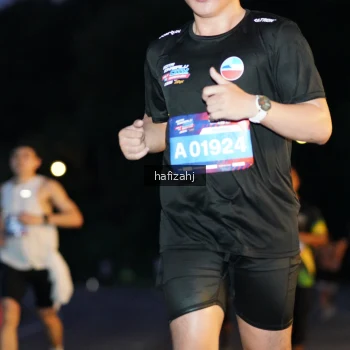 Runner Photo 3735343