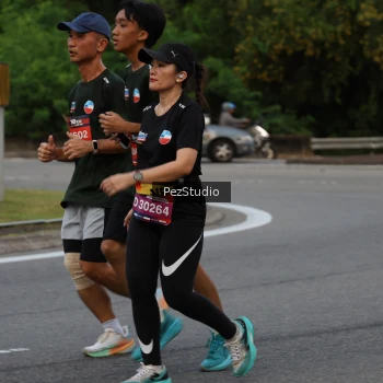 Runner Photo 3735350