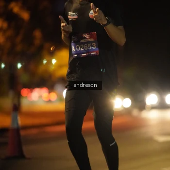 Runner Photo 3735372