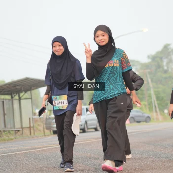 Runner Photo 3735378