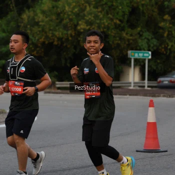 Runner Photo 3735380