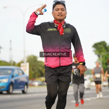 Runner Photo 3735390