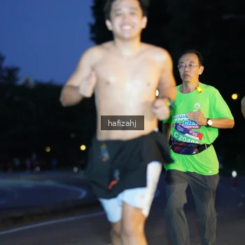 Runner Photo 3735395