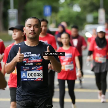 Runner Photo 37354