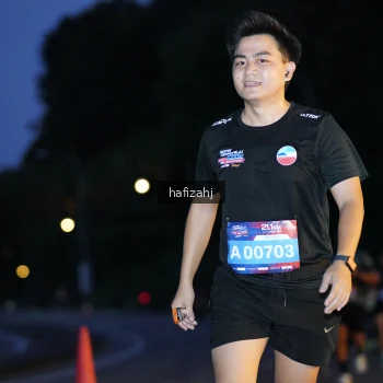 Runner Photo 3735421