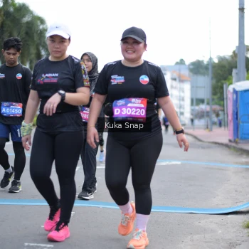 Runner Photo 3735422