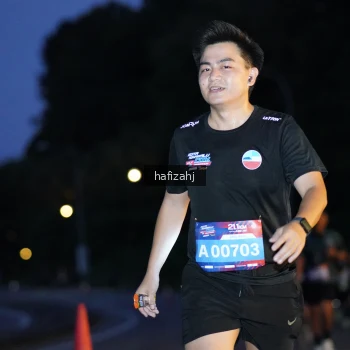 Runner Photo 3735443