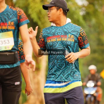 Runner Photo 3735445