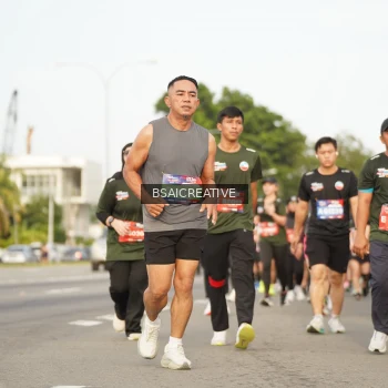 Runner Photo 3735456
