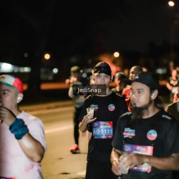 Runner Photo 3735465