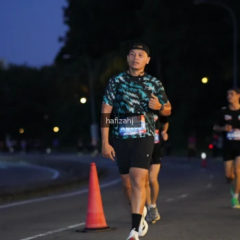 Runner Photo 3735470