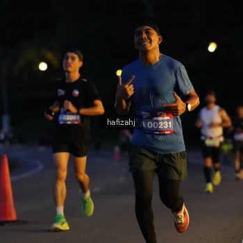 Runner Photo 3735504