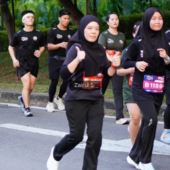 Runner Photo 3735516