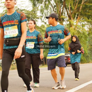 Runner Photo 3735542