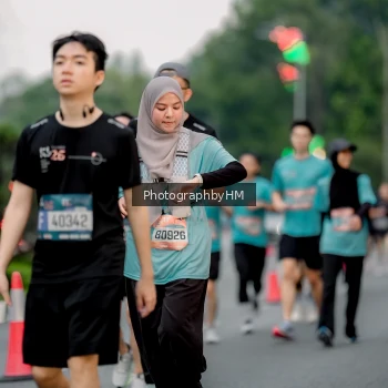 Runner Photo 3735555
