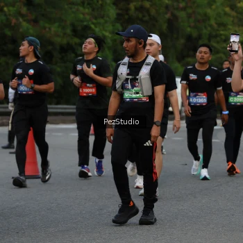 Runner Photo 3735560