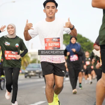 Runner Photo 3735591
