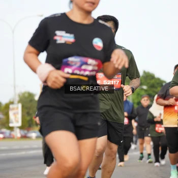 Runner Photo 3735593