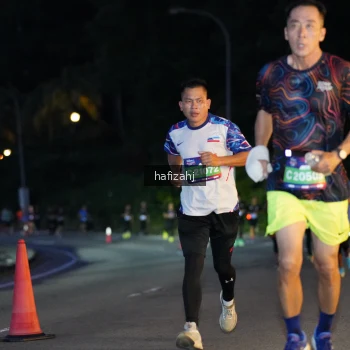 Runner Photo 3735597