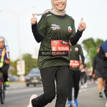 Runner Photo 3735642