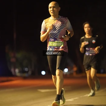 Runner Photo 3735645