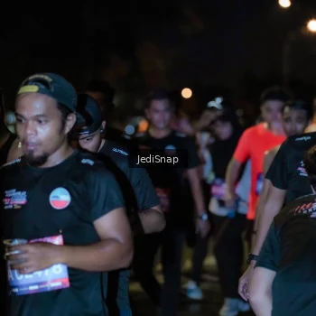 Runner Photo 3735677