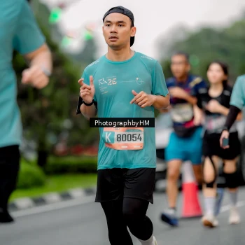 Runner Photo 3735685