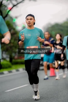 Runner Photo 3735695