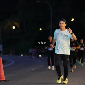 Runner Photo 3735707