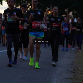 Runner Photo 3735720