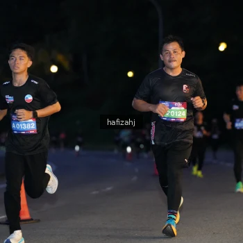 Runner Photo 3735734