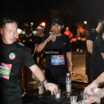 Runner Photo 3735755