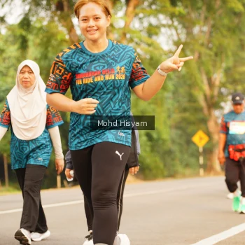Runner Photo 3735781