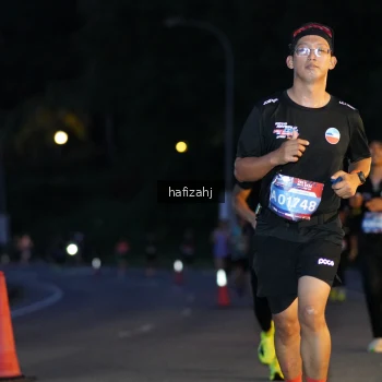Runner Photo 3735785