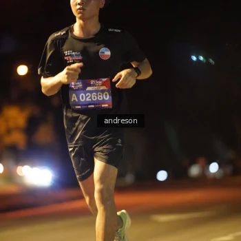 Runner Photo 3735787