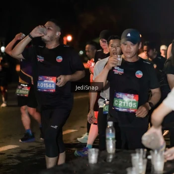 Runner Photo 3735793