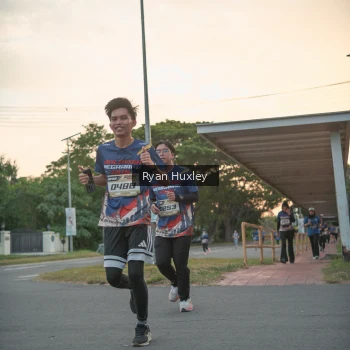 Runner Photo 3735803