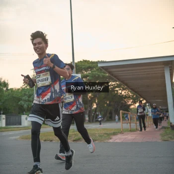 Runner Photo 3735814