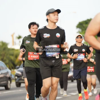 Runner Photo 3735834