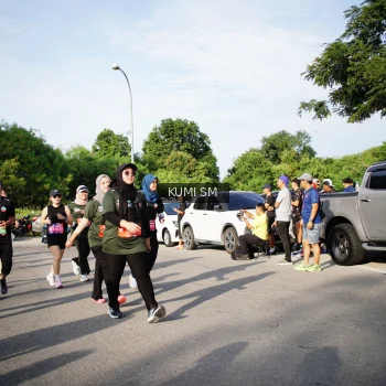 Runner Photo 3735853